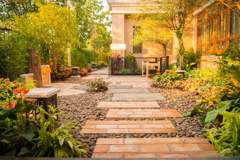 Transform Your Backyard with the Perfect Outdoor Flooring